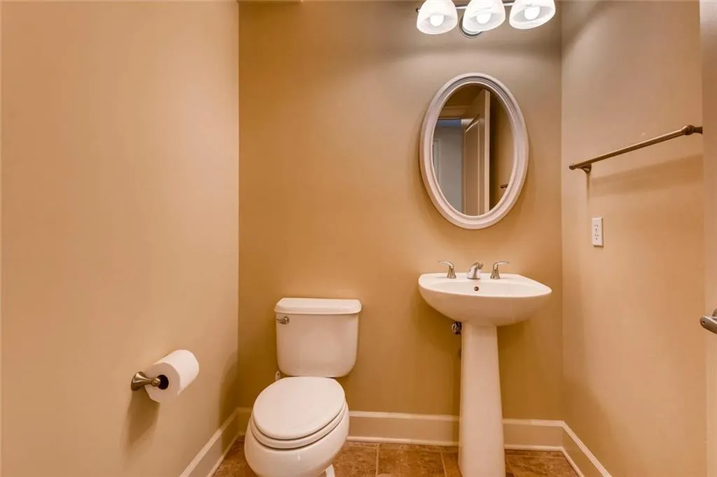 200 River Vista Drive Unit 630, Atlanta, Georgia 30339, 2 Bedrooms Bedrooms, ,2 BathroomsBathrooms,Residential,Sold,200 River Vista Drive Unit 630,5970552