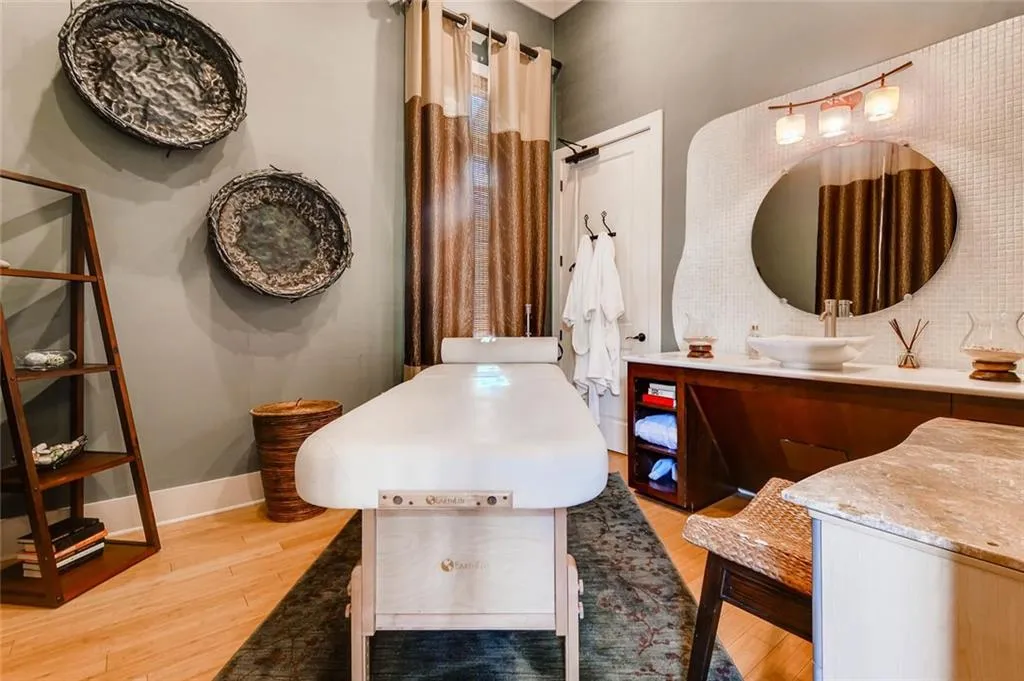 200 River Vista Drive Unit 630, Atlanta, Georgia 30339, 2 Bedrooms Bedrooms, ,2 BathroomsBathrooms,Residential,Sold,200 River Vista Drive Unit 630,5970552