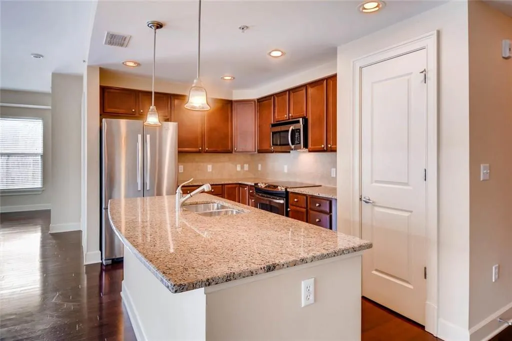 200 River Vista Drive Unit 630, Atlanta, Georgia 30339, 2 Bedrooms Bedrooms, ,2 BathroomsBathrooms,Residential,Sold,200 River Vista Drive Unit 630,5970552