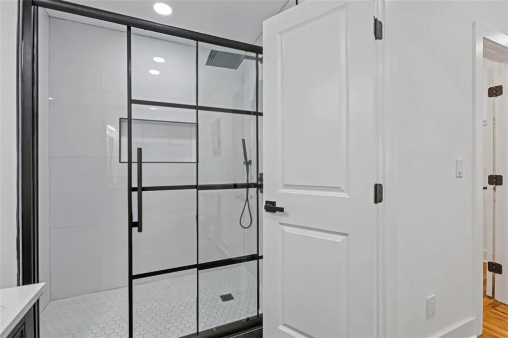 858 Hall Street Nw, Atlanta, Georgia 30318, 3 Bedrooms Bedrooms, ,2 BathroomsBathrooms,Residential,For Sale,858 Hall Street Nw,7677201