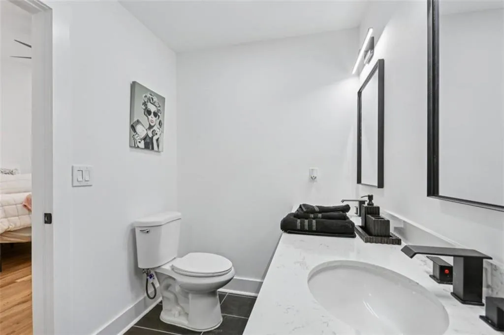 858 Hall Street Nw, Atlanta, Georgia 30318, 3 Bedrooms Bedrooms, ,2 BathroomsBathrooms,Residential,For Sale,858 Hall Street Nw,7677201