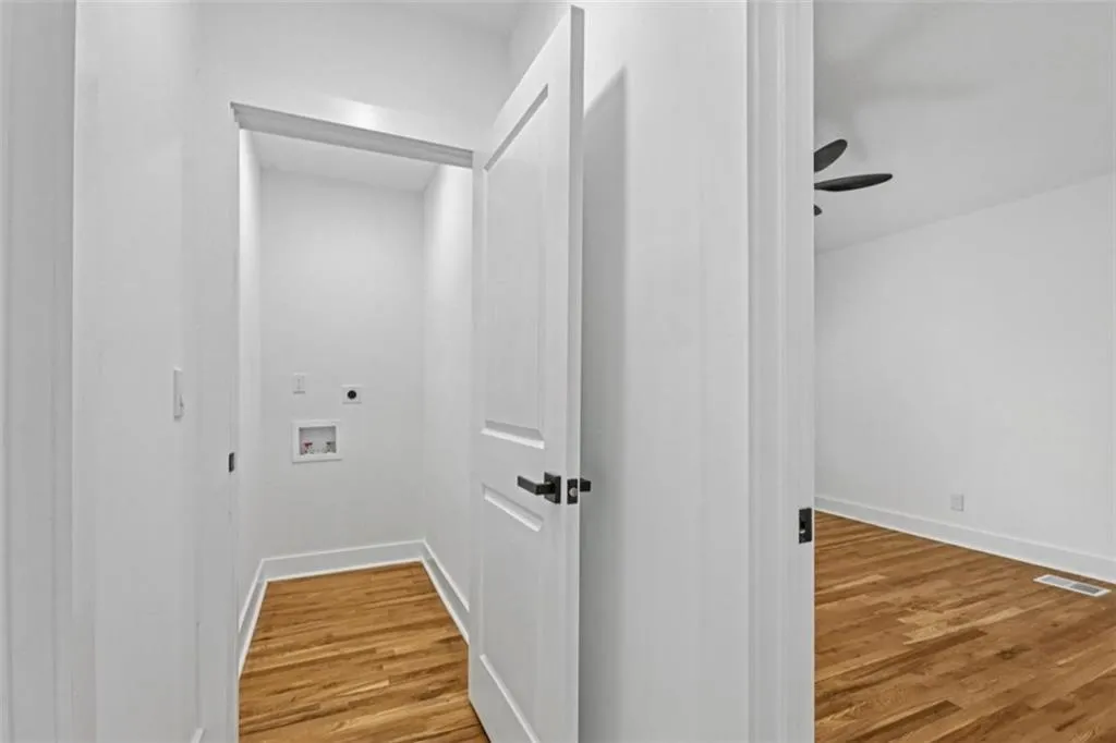 858 Hall Street Nw, Atlanta, Georgia 30318, 3 Bedrooms Bedrooms, ,2 BathroomsBathrooms,Residential,For Sale,858 Hall Street Nw,7677201