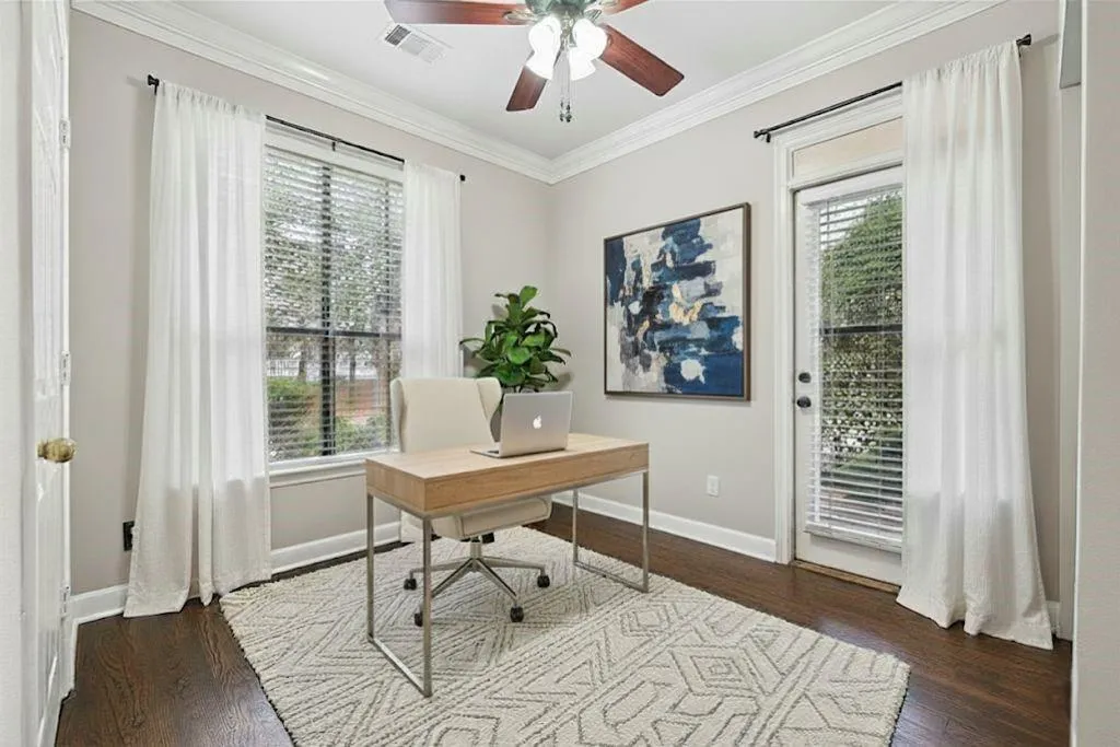 3777 Peachtree Road Ne Unit 911, Brookhaven, Georgia 30319, 1 Bedroom Bedrooms, ,1 BathroomBathrooms,Residential,For Sale,3777 Peachtree Road Ne Unit 911,7654512