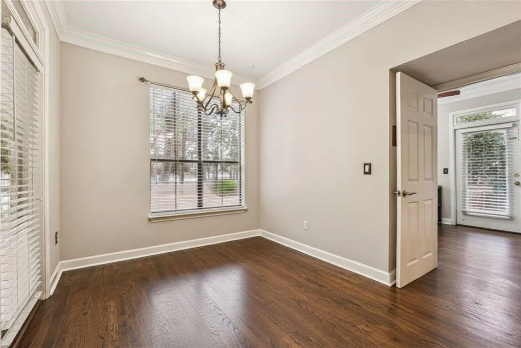 3777 Peachtree Road Ne Unit 911, Brookhaven, Georgia 30319, 1 Bedroom Bedrooms, ,1 BathroomBathrooms,Residential,For Sale,3777 Peachtree Road Ne Unit 911,7654512