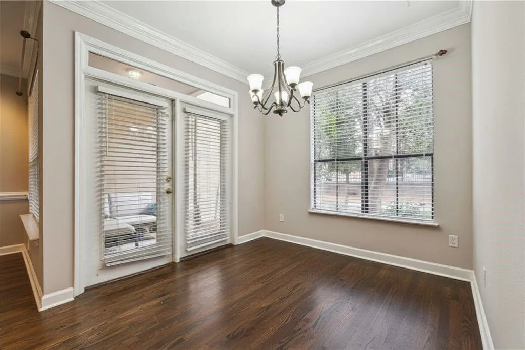 3777 Peachtree Road Ne Unit 911, Brookhaven, Georgia 30319, 1 Bedroom Bedrooms, ,1 BathroomBathrooms,Residential,For Sale,3777 Peachtree Road Ne Unit 911,7654512