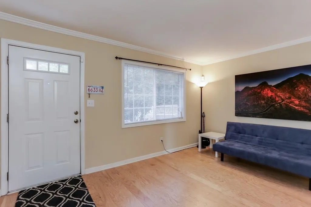 6940 Roswell Road Unit 14a, Atlanta, Georgia 30328, 3 Bedrooms Bedrooms, ,1 BathroomBathrooms,Residential,Sold,6940 Roswell Road Unit 14a,6105531
