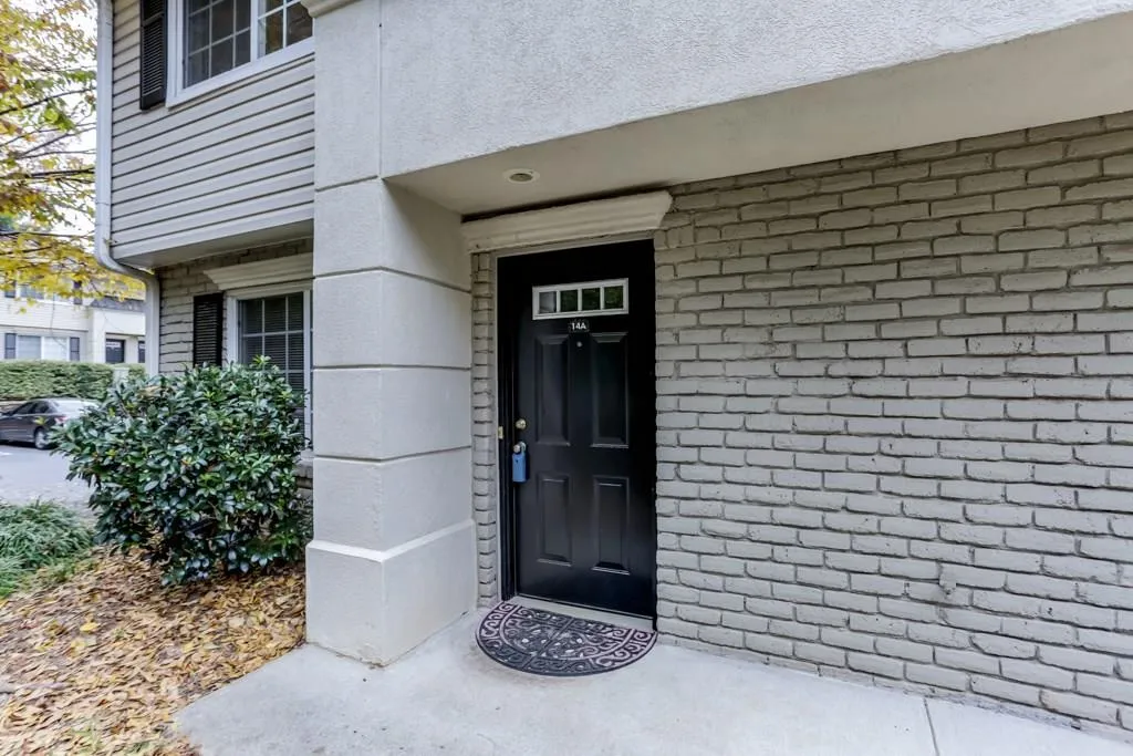 6940 Roswell Road Unit 14a, Atlanta, Georgia 30328, 3 Bedrooms Bedrooms, ,1 BathroomBathrooms,Residential,Sold,6940 Roswell Road Unit 14a,6105531