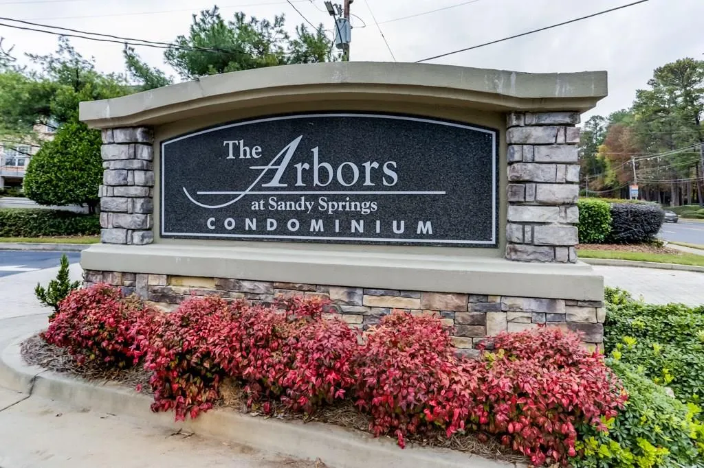 6940 Roswell Road Unit 14a, Atlanta, Georgia 30328, 3 Bedrooms Bedrooms, ,1 BathroomBathrooms,Residential,Sold,6940 Roswell Road Unit 14a,6105531
