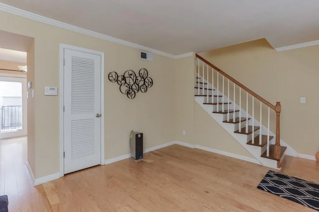 6940 Roswell Road Unit 14a, Atlanta, Georgia 30328, 3 Bedrooms Bedrooms, ,1 BathroomBathrooms,Residential,Sold,6940 Roswell Road Unit 14a,6105531