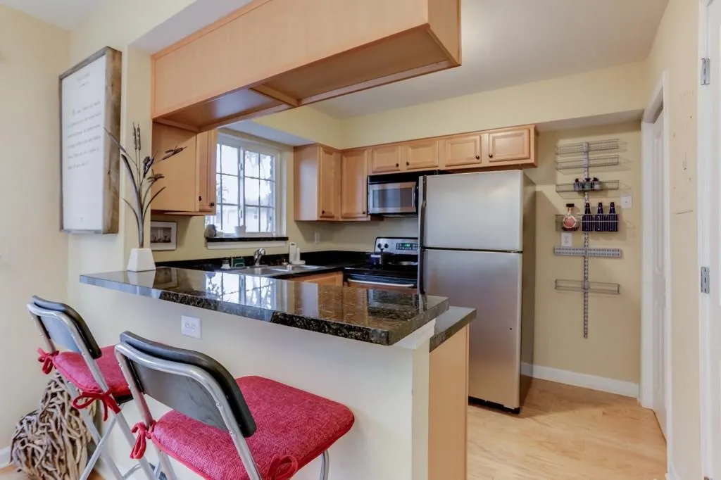 6940 Roswell Road Unit 14a, Atlanta, Georgia 30328, 3 Bedrooms Bedrooms, ,1 BathroomBathrooms,Residential,Sold,6940 Roswell Road Unit 14a,6105531