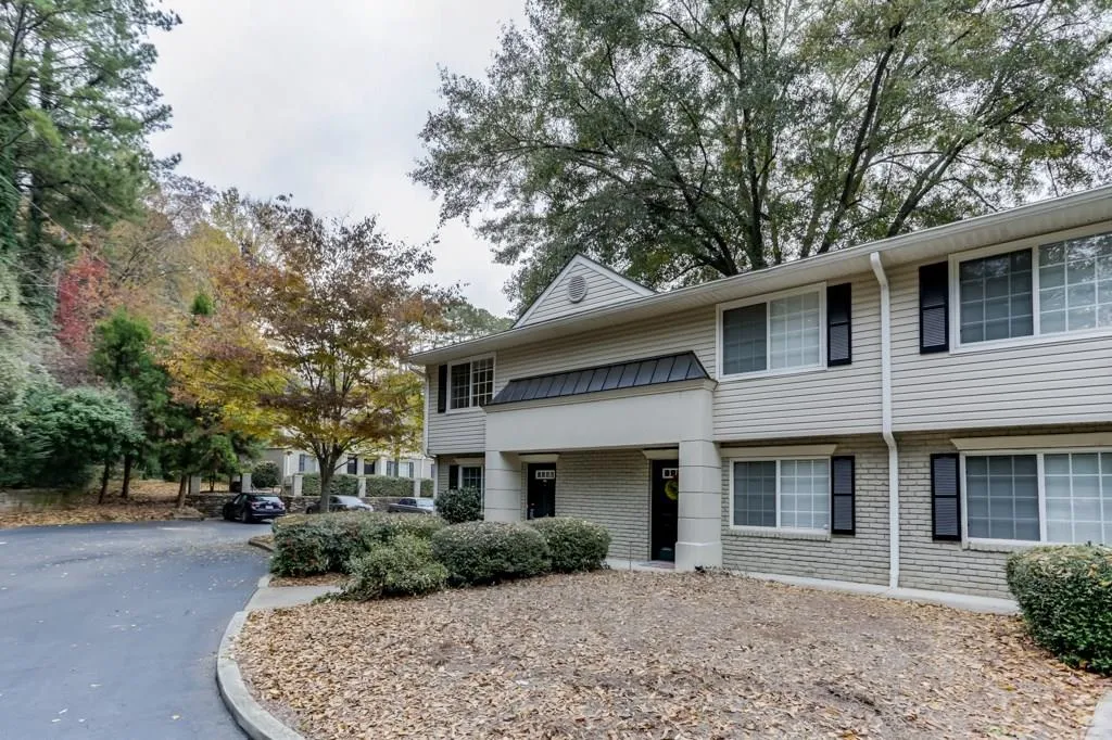 6940 Roswell Road Unit 14a, Atlanta, Georgia 30328, 3 Bedrooms Bedrooms, ,1 BathroomBathrooms,Residential,Sold,6940 Roswell Road Unit 14a,6105531