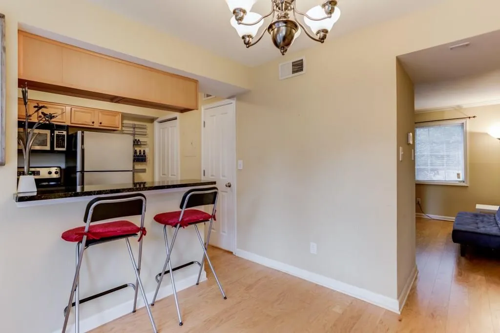 6940 Roswell Road Unit 14a, Atlanta, Georgia 30328, 3 Bedrooms Bedrooms, ,1 BathroomBathrooms,Residential,Sold,6940 Roswell Road Unit 14a,6105531