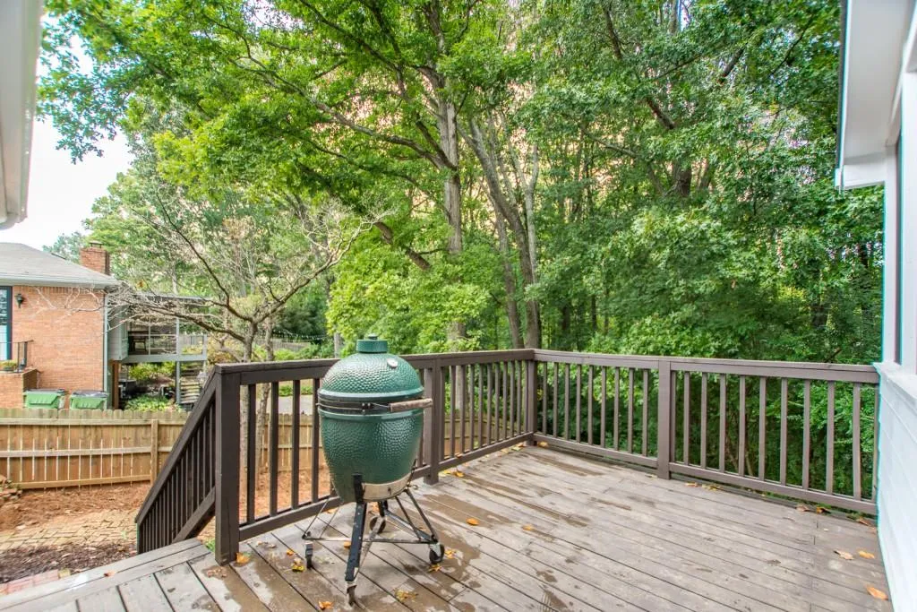 5551 Benton Woods Drive, Sandy Springs, Georgia 30342, 5 Bedrooms Bedrooms, ,4 BathroomsBathrooms,Residential,Sold,5551 Benton Woods Drive,6112829