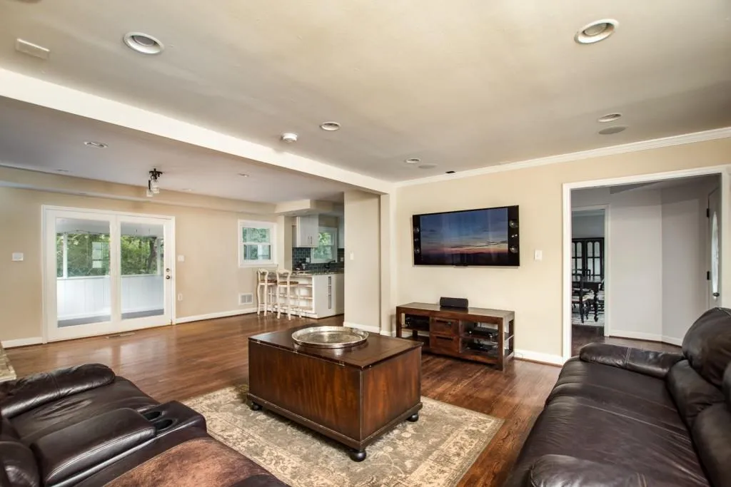 5551 Benton Woods Drive, Sandy Springs, Georgia 30342, 5 Bedrooms Bedrooms, ,4 BathroomsBathrooms,Residential,Sold,5551 Benton Woods Drive,6112829