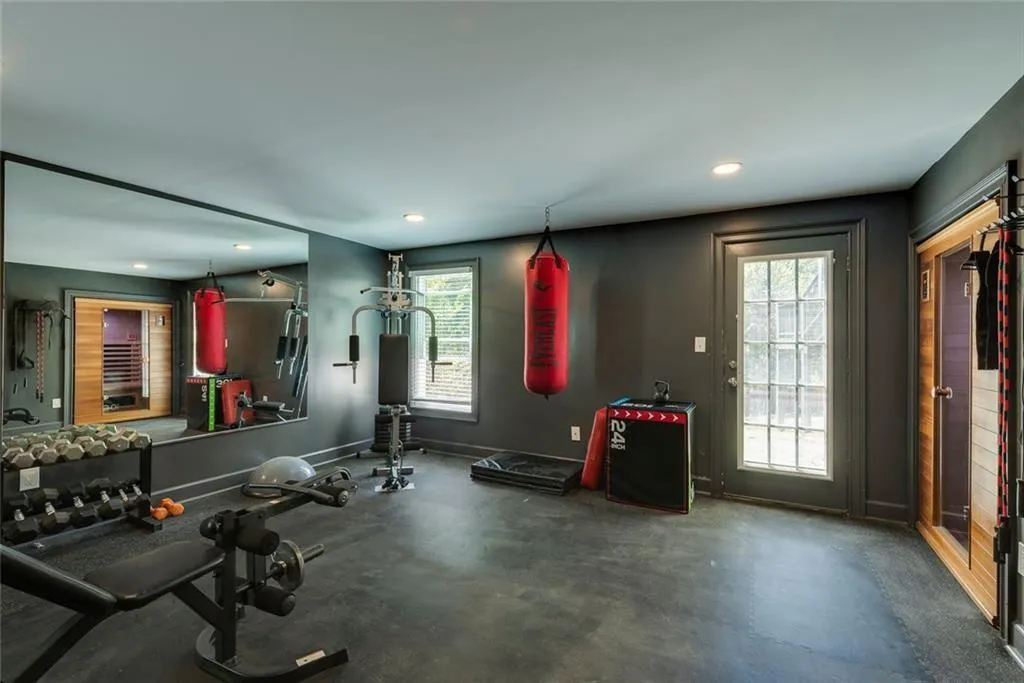 845 Jett Ferry Manor, Sandy Springs, Georgia 30350, 5 Bedrooms Bedrooms, ,5 BathroomsBathrooms,Residential,For Sale,845 Jett Ferry Manor,7649450