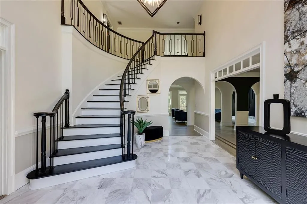 845 Jett Ferry Manor, Sandy Springs, Georgia 30350, 5 Bedrooms Bedrooms, ,5 BathroomsBathrooms,Residential,For Sale,845 Jett Ferry Manor,7649450