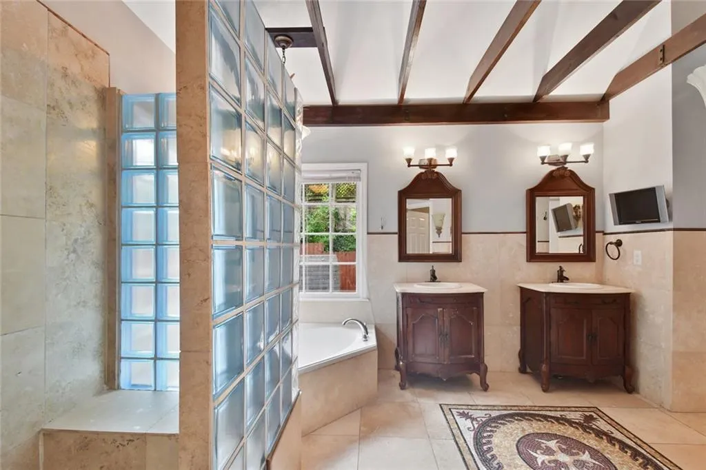 265 Marchand Court, Sandy Springs, Georgia 30328, 4 Bedrooms Bedrooms, ,2 BathroomsBathrooms,Residential,Sold,265 Marchand Court,6797847