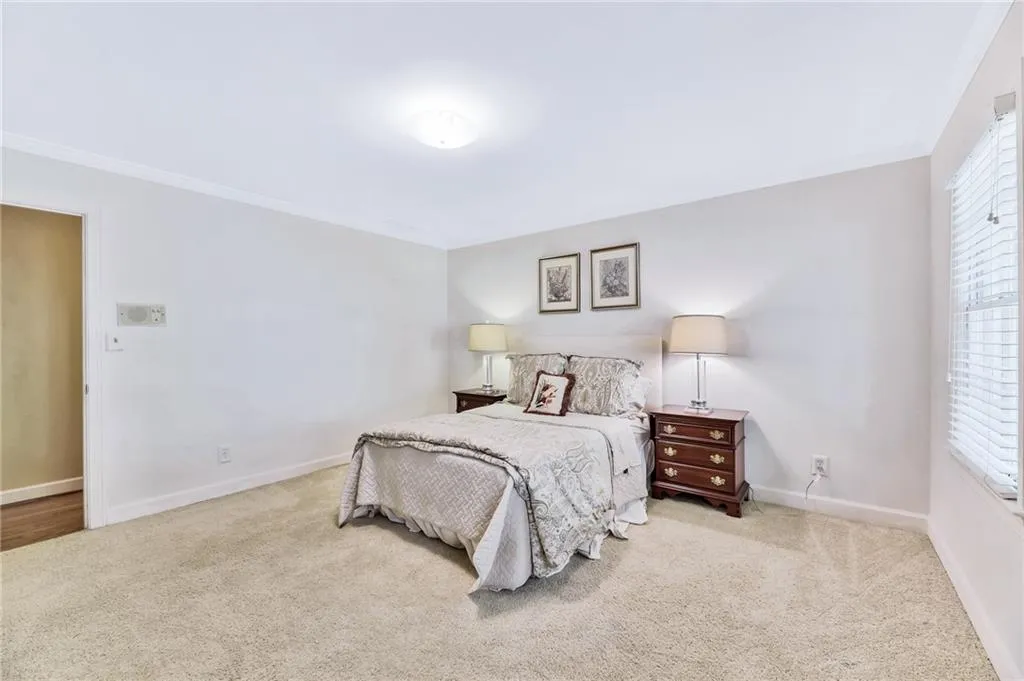 1595 Lazy River Lane, Sandy Springs, Georgia 30350, 5 Bedrooms Bedrooms, ,5 BathroomsBathrooms,Residential,Sold,1595 Lazy River Lane,6925954