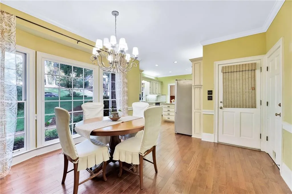 1595 Lazy River Lane, Sandy Springs, Georgia 30350, 5 Bedrooms Bedrooms, ,5 BathroomsBathrooms,Residential,Sold,1595 Lazy River Lane,6925954