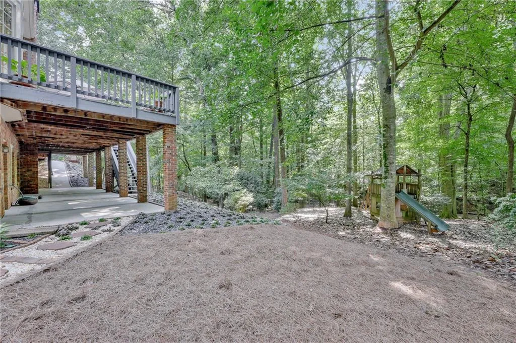 1595 Lazy River Lane, Sandy Springs, Georgia 30350, 5 Bedrooms Bedrooms, ,5 BathroomsBathrooms,Residential,Sold,1595 Lazy River Lane,6925954