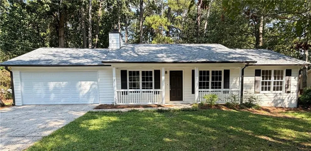 8744 Collins Drive, Jonesboro, Georgia 30236