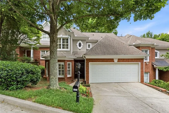 121 Brookview Circle, Atlanta, Georgia 30339