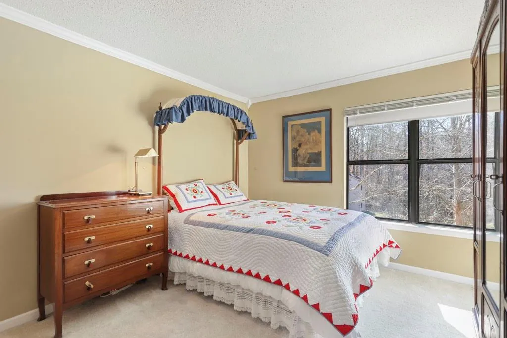 1808 Huntingdon Chase, Atlanta, Georgia 30350, 2 Bedrooms Bedrooms, ,2 BathroomsBathrooms,Residential,Sold,1808 Huntingdon Chase,6672038