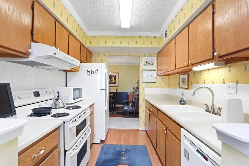 1808 Huntingdon Chase, Atlanta, Georgia 30350, 2 Bedrooms Bedrooms, ,2 BathroomsBathrooms,Residential,Sold,1808 Huntingdon Chase,6672038