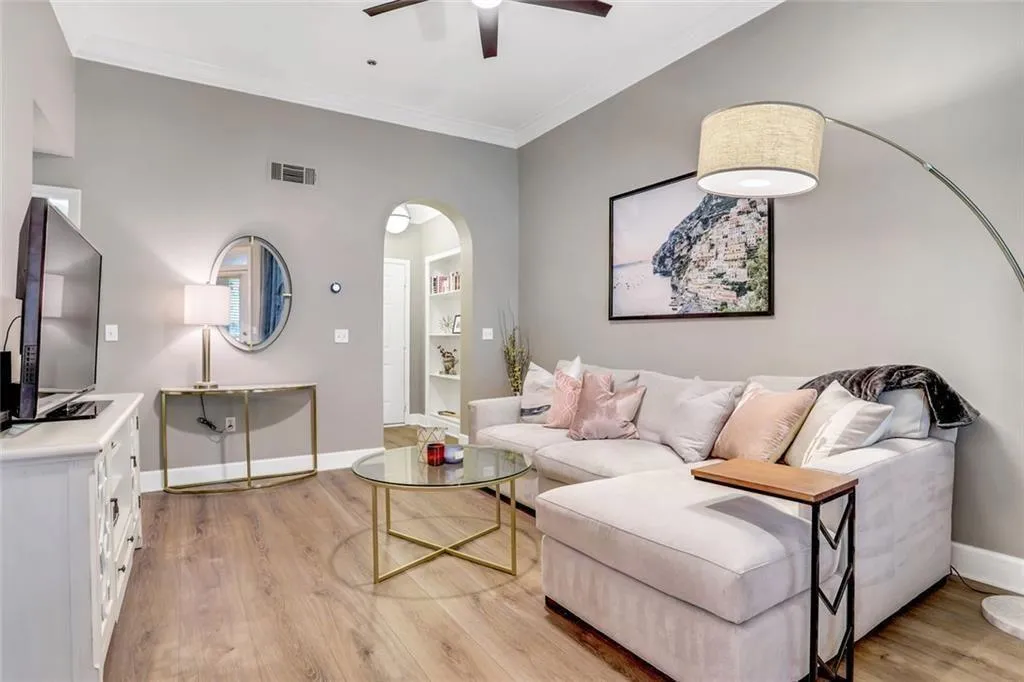 3777 Peachtree Road Unit 1233, Brookhaven, Georgia 30319, 1 Bedroom Bedrooms, 0 ,1 BathroomBathrooms,Residential,Sold,3777 Peachtree Road Unit 1233,7730427