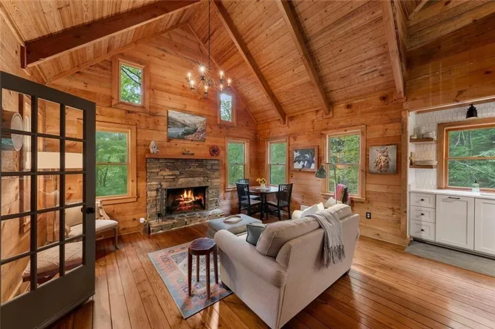 15 Gentle Dove Walk, Jasper, Georgia 30143