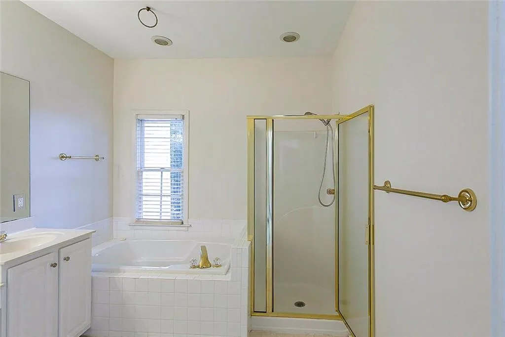 8610 Hope Mews, Atlanta, Georgia 30350, 2 Bedrooms Bedrooms, ,2 BathroomsBathrooms,Residential,Sold,8610 Hope Mews,6959121