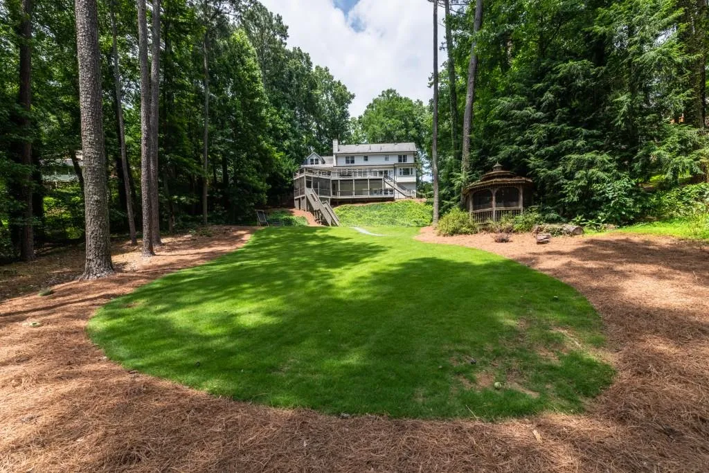 8970 Ridgemont Drive, Atlanta, Georgia 30350, 6 Bedrooms Bedrooms, ,5 BathroomsBathrooms,Residential,Sold,8970 Ridgemont Drive,6736994