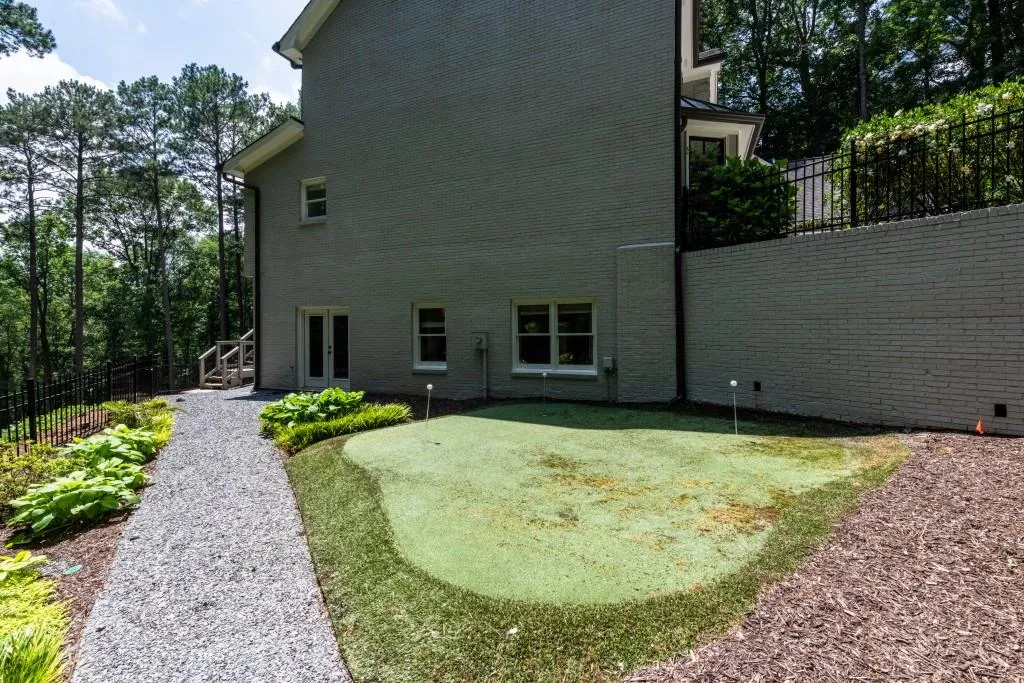 8970 Ridgemont Drive, Atlanta, Georgia 30350, 6 Bedrooms Bedrooms, ,5 BathroomsBathrooms,Residential,Sold,8970 Ridgemont Drive,6736994