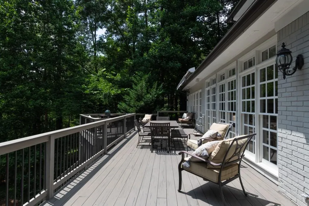 8970 Ridgemont Drive, Atlanta, Georgia 30350, 6 Bedrooms Bedrooms, ,5 BathroomsBathrooms,Residential,Sold,8970 Ridgemont Drive,6736994