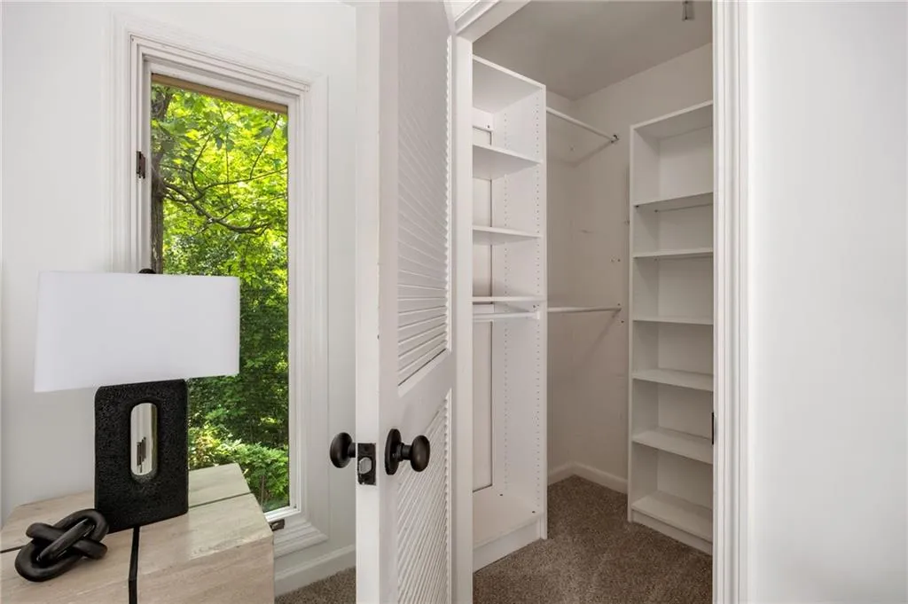 239 Devonwood Drive, Atlanta, Georgia 30328, 4 Bedrooms Bedrooms, ,2 BathroomsBathrooms,Residential,Sold,239 Devonwood Drive,7562127