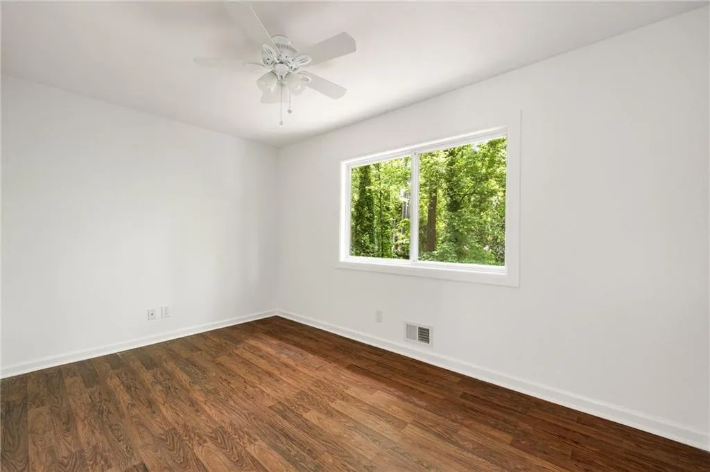 239 Devonwood Drive, Atlanta, Georgia 30328, 4 Bedrooms Bedrooms, ,2 BathroomsBathrooms,Residential,Sold,239 Devonwood Drive,7562127