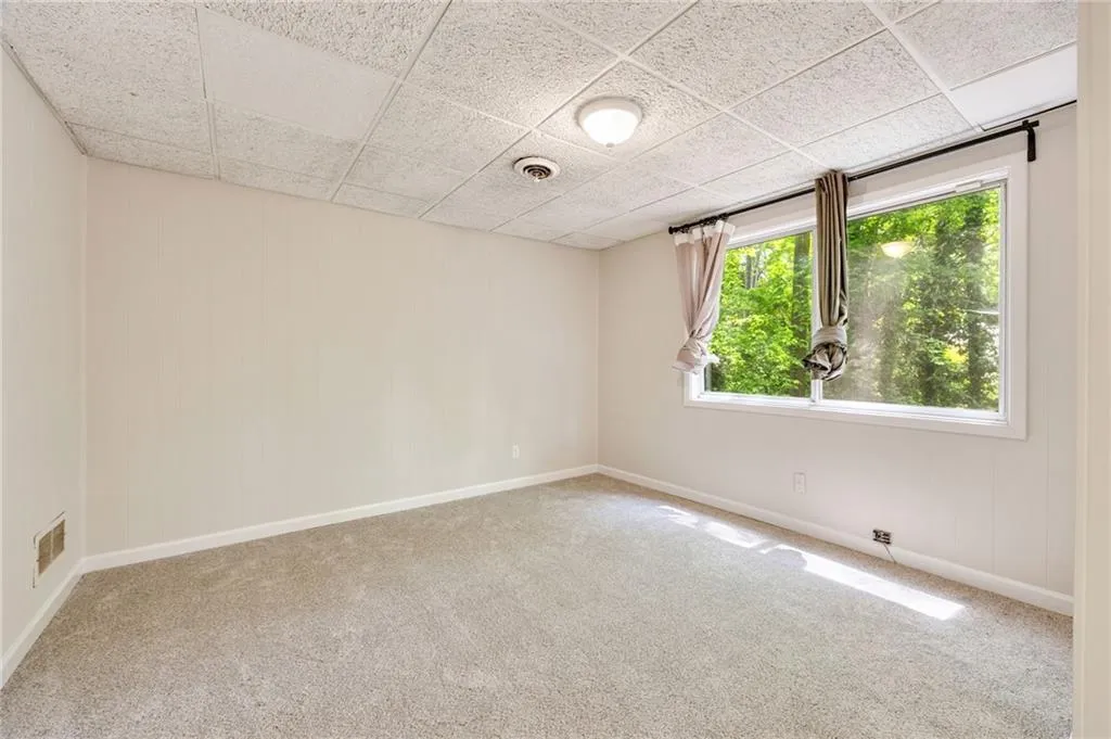 239 Devonwood Drive, Atlanta, Georgia 30328, 4 Bedrooms Bedrooms, ,2 BathroomsBathrooms,Residential,Sold,239 Devonwood Drive,7562127