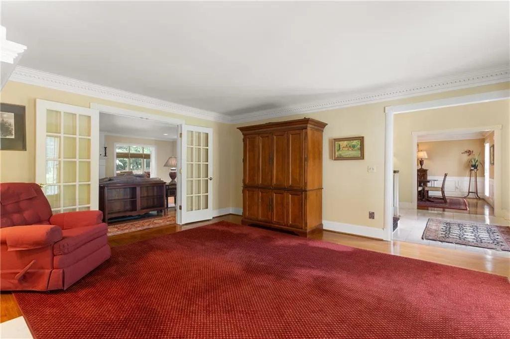 8035 Monticello Drive, Sandy Springs, Georgia 30350, 5 Bedrooms Bedrooms, ,4 BathroomsBathrooms,Residential,Sold,8035 Monticello Drive,7212226