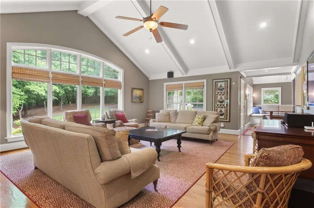 8035 Monticello Drive, Sandy Springs, Georgia 30350, 5 Bedrooms Bedrooms, ,4 BathroomsBathrooms,Residential,Sold,8035 Monticello Drive,7212226