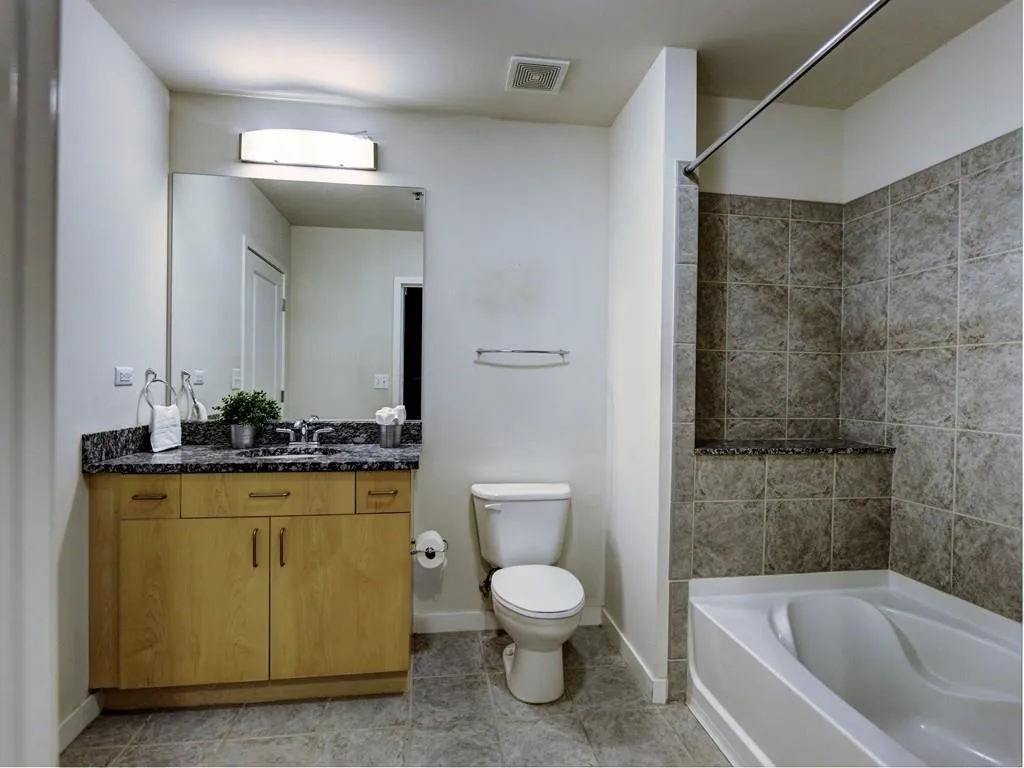 250 Pharr Road Ne Unit 412, Atlanta, Georgia 30305, 1 Bedroom Bedrooms, ,1 BathroomBathrooms,Residential,Sold,250 Pharr Road Ne Unit 412,6030481