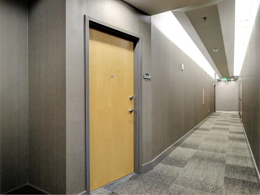 250 Pharr Road Ne Unit 412, Atlanta, Georgia 30305, 1 Bedroom Bedrooms, ,1 BathroomBathrooms,Residential,Sold,250 Pharr Road Ne Unit 412,6030481