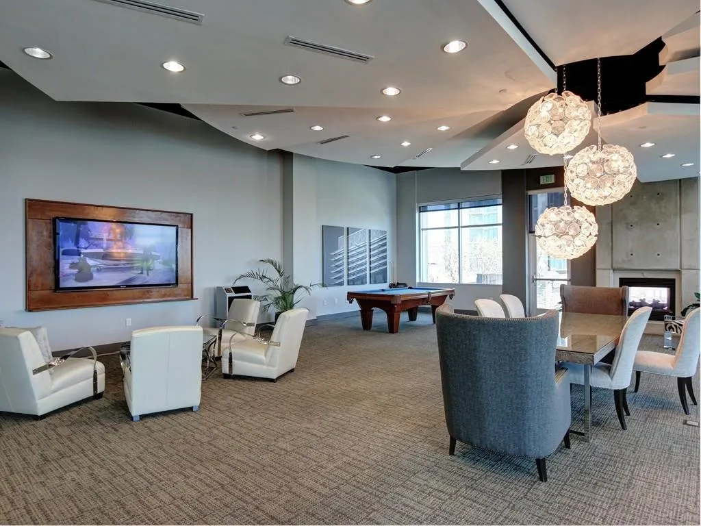 250 Pharr Road Ne Unit 412, Atlanta, Georgia 30305, 1 Bedroom Bedrooms, ,1 BathroomBathrooms,Residential,Sold,250 Pharr Road Ne Unit 412,6030481