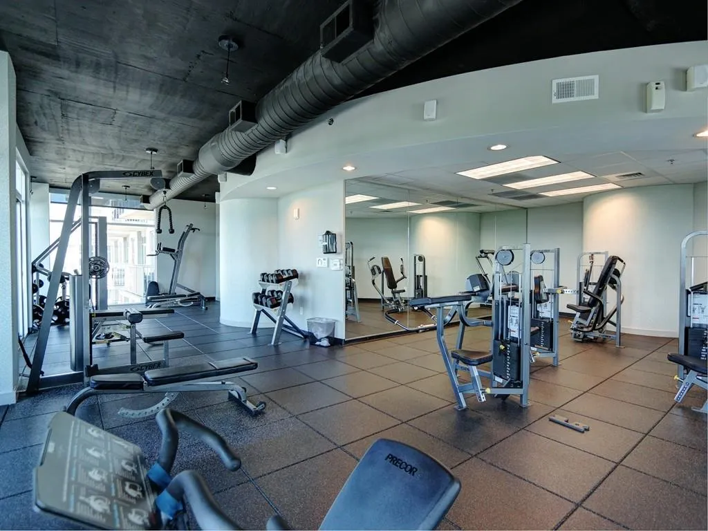 250 Pharr Road Ne Unit 412, Atlanta, Georgia 30305, 1 Bedroom Bedrooms, ,1 BathroomBathrooms,Residential,Sold,250 Pharr Road Ne Unit 412,6030481