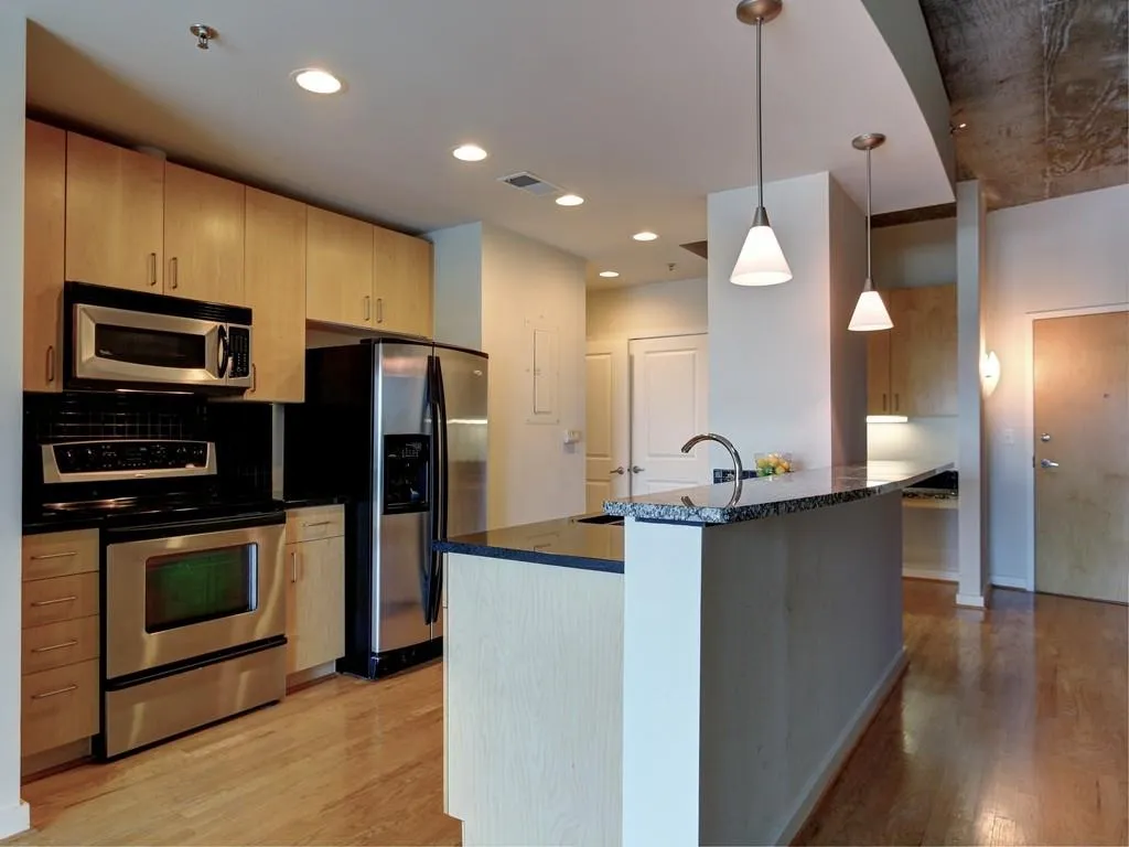 250 Pharr Road Ne Unit 412, Atlanta, Georgia 30305, 1 Bedroom Bedrooms, ,1 BathroomBathrooms,Residential,Sold,250 Pharr Road Ne Unit 412,6030481