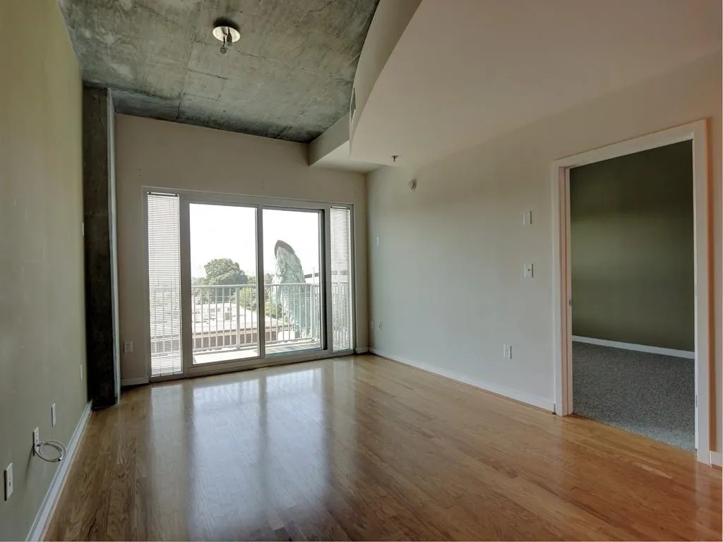 250 Pharr Road Ne Unit 412, Atlanta, Georgia 30305, 1 Bedroom Bedrooms, ,1 BathroomBathrooms,Residential,Sold,250 Pharr Road Ne Unit 412,6030481