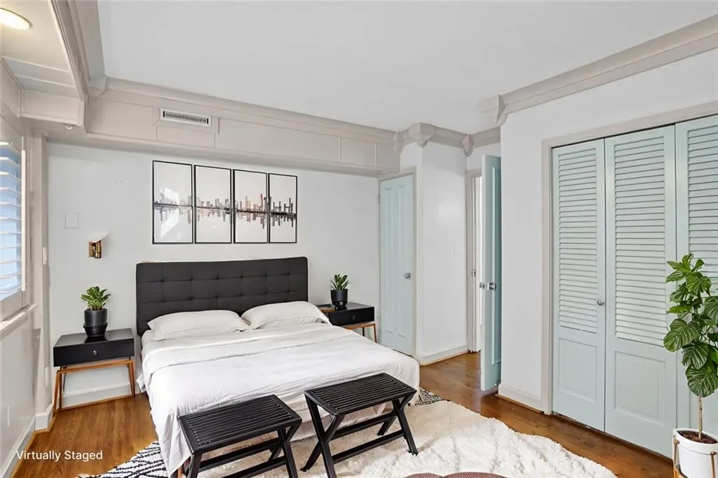 32 28th Street Nw Unit 201, Atlanta, Georgia 30309, 1 Bedroom Bedrooms, ,1 BathroomBathrooms,Residential,For Sale,32 28th Street Nw Unit 201,7627531
