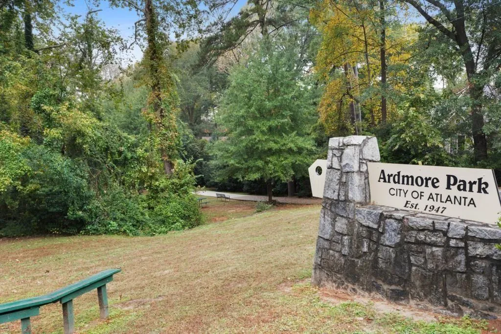 32 28th Street Nw Unit 201, Atlanta, Georgia 30309, 1 Bedroom Bedrooms, ,1 BathroomBathrooms,Residential,For Sale,32 28th Street Nw Unit 201,7627531