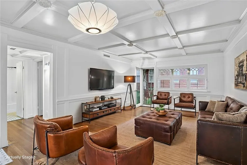 32 28th Street Nw Unit 201, Atlanta, Georgia 30309, 1 Bedroom Bedrooms, ,1 BathroomBathrooms,Residential,For Sale,32 28th Street Nw Unit 201,7627531