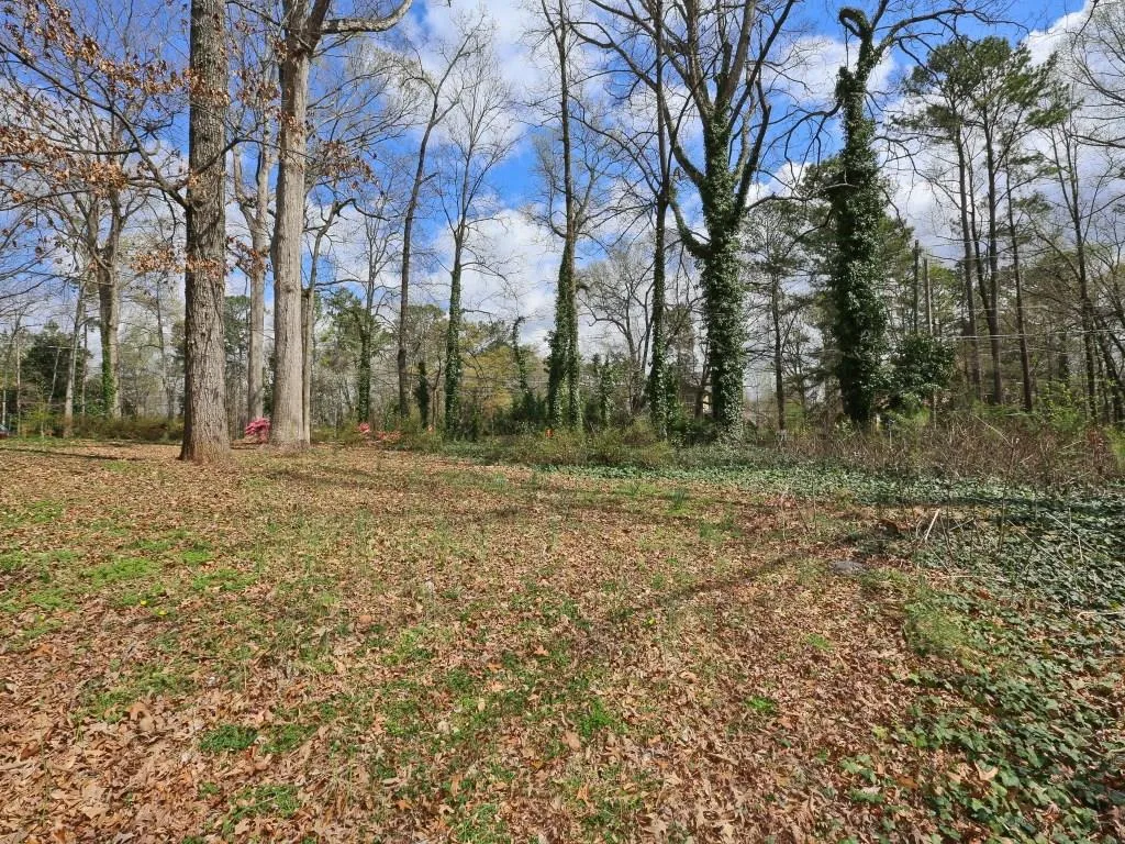 5280 High Point Road, Sandy Springs, Georgia 30342, 5 Bedrooms Bedrooms, ,4 BathroomsBathrooms,Residential,Sold,5280 High Point Road,5629633