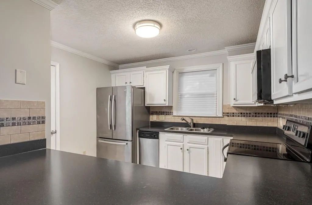 406 Abingdon Way Ne Unit -, Atlanta, Georgia 30328, 2 Bedrooms Bedrooms, ,2 BathroomsBathrooms,Residential,Sold,406 Abingdon Way Ne Unit -,6654485